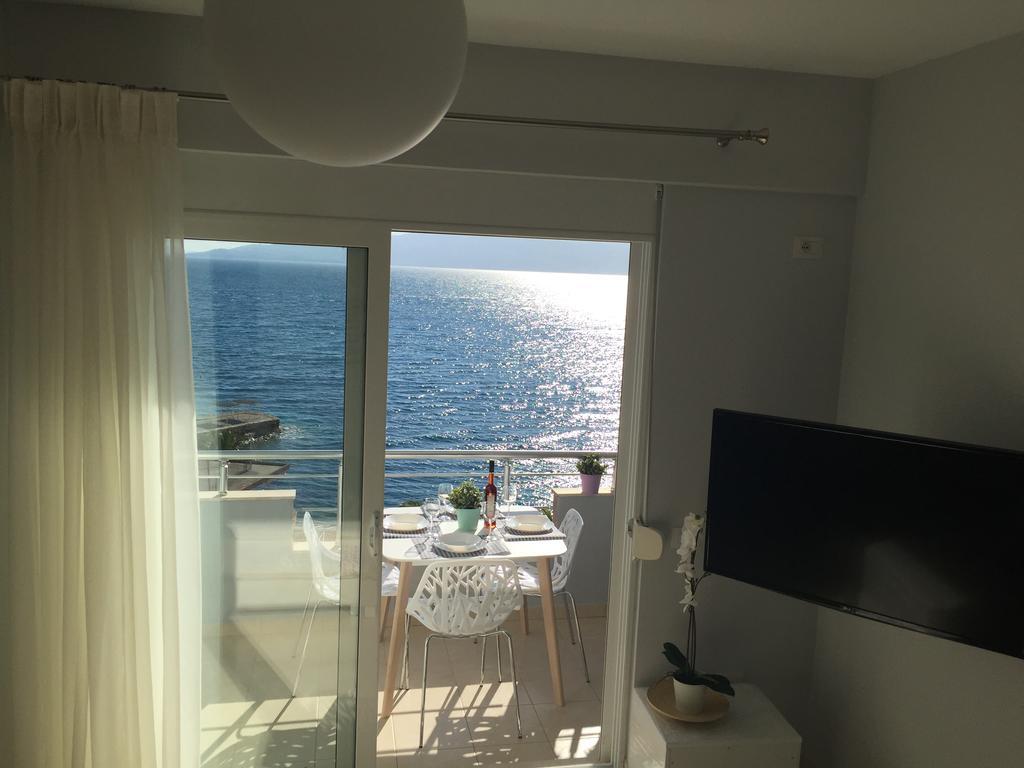 Skyfall Apartment Σαράντα Εξωτερικό φωτογραφία