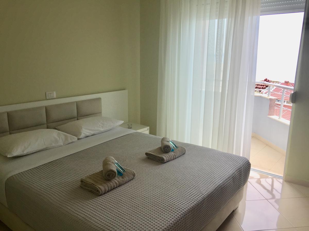 Skyfall Apartment Σαράντα Εξωτερικό φωτογραφία